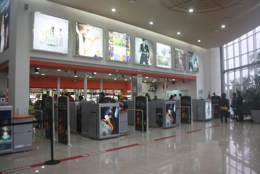 Foto 1 de Duty Free Shop Puerto Iguazú